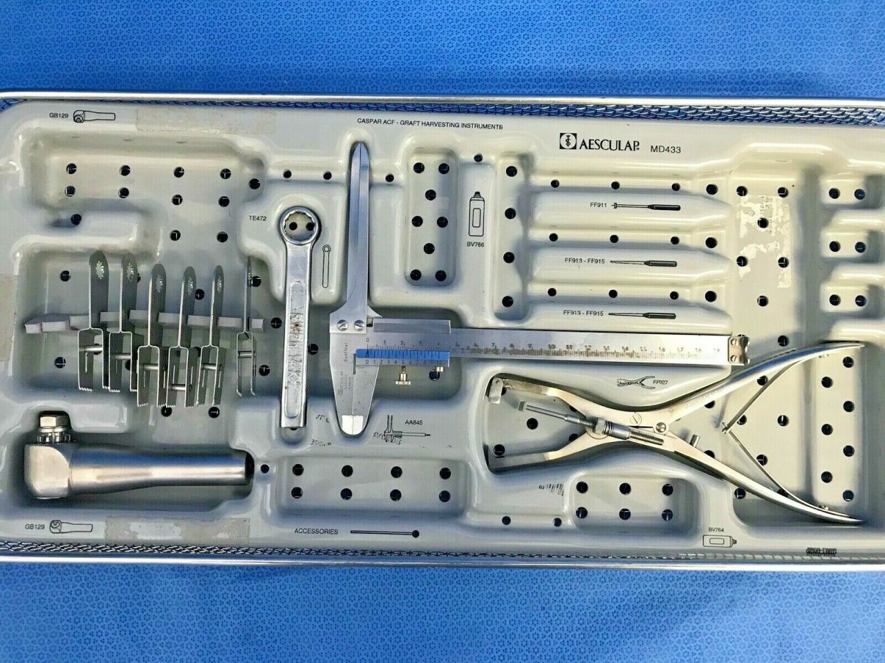AESCULAP MD271 Cervical Caspar Retractor / Distractor / Saw Set Spine Neuro Neurology