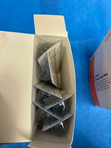 SMITH & NEPHEW Dyonics 4.0mm & 5.5mm Acromionizer Burrs Scalpels and Blades