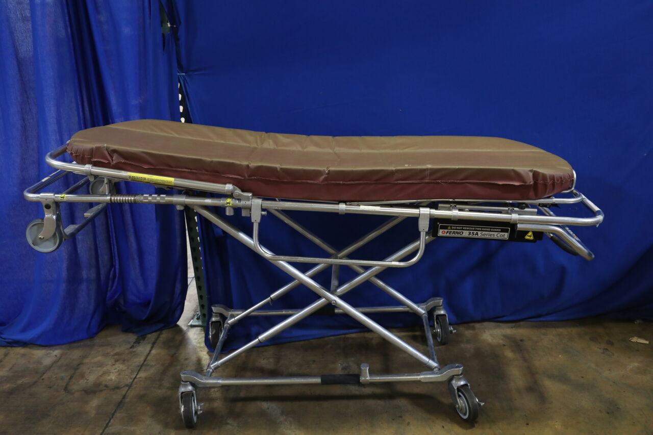FERNO 35A-NM Ambulance Cot