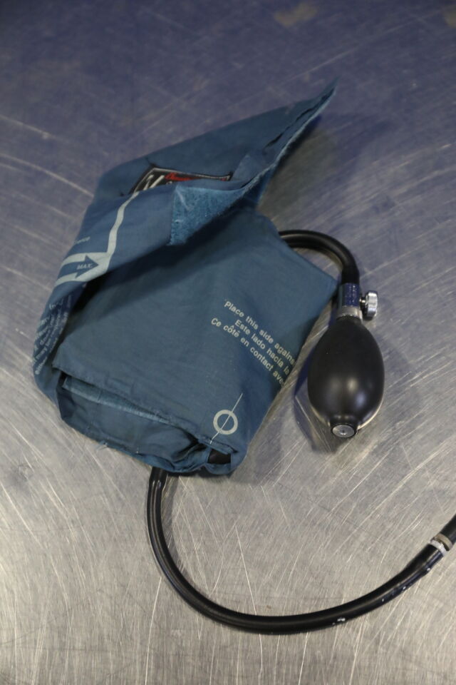 W.A. BAUM BR8504 Sphygmomanometer