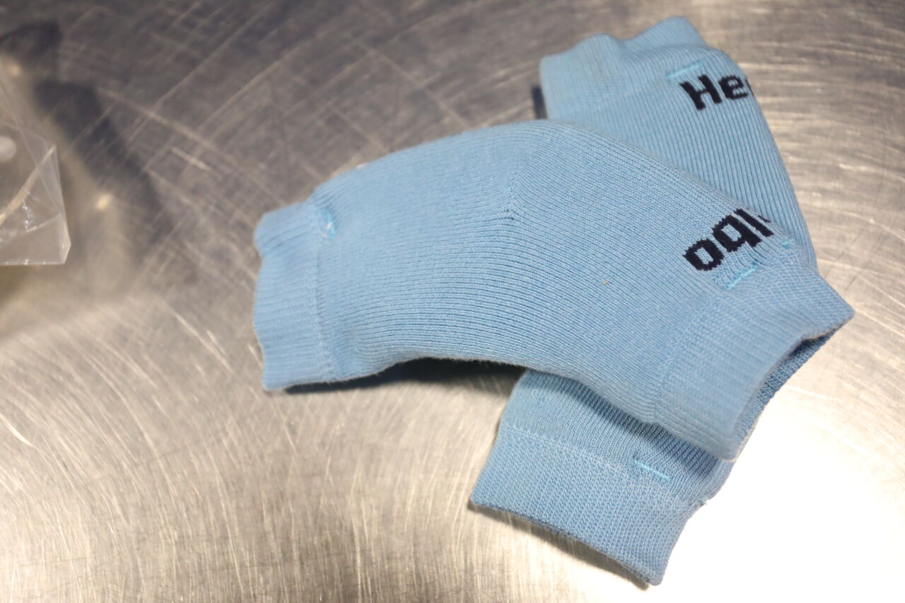 HEELBO 12039 Heel and Elbow Protector - Lot of 2 Brace