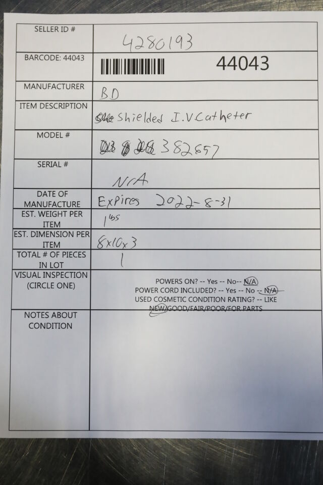 BD 382657 Shielded IV Catheter
