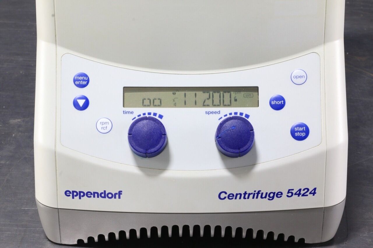 EPPENDORF 5424 Centrifuge