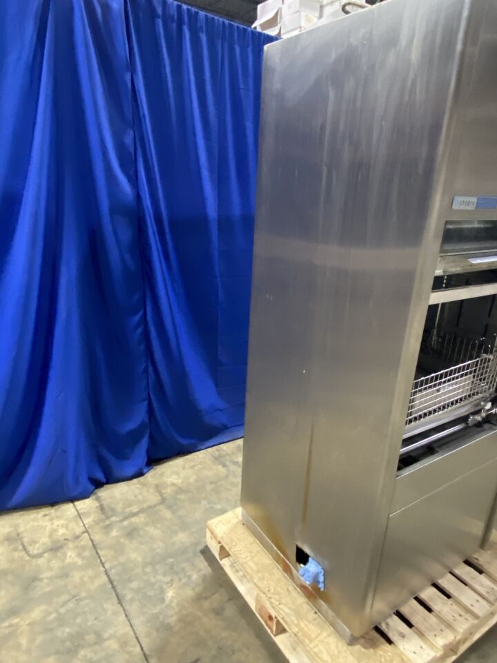 STERIS Reliance 444 Washer / Disinfector