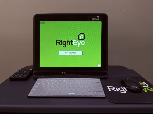 RIGHTEYE Vision System Saccade Testing