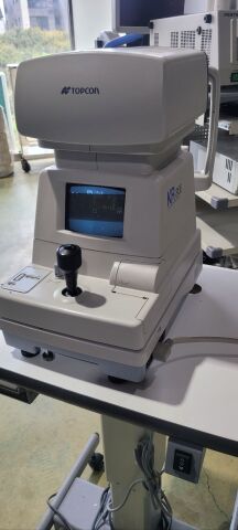 TOPCON KR 8100 Auto Refractometer Autorefractor Autorefractor