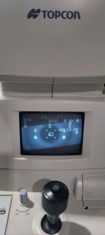 TOPCON KR 8100 Auto Refractometer Autorefractor Autorefractor