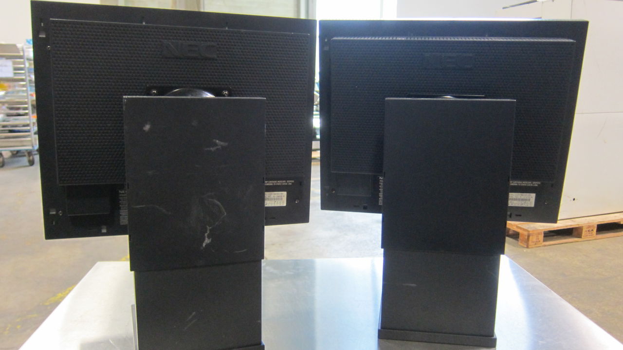 NEC LCD Flat screen - Lot of 13 Display Monitor