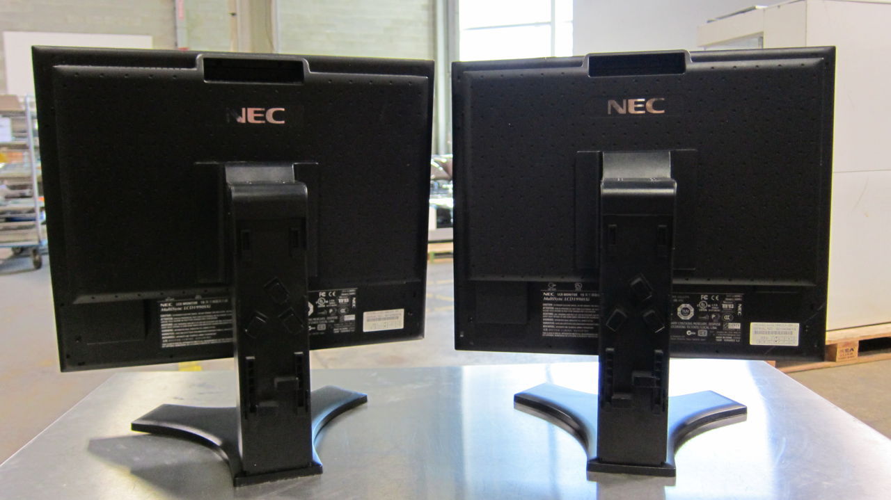 NEC LCD Flat screen - Lot of 13 Display Monitor