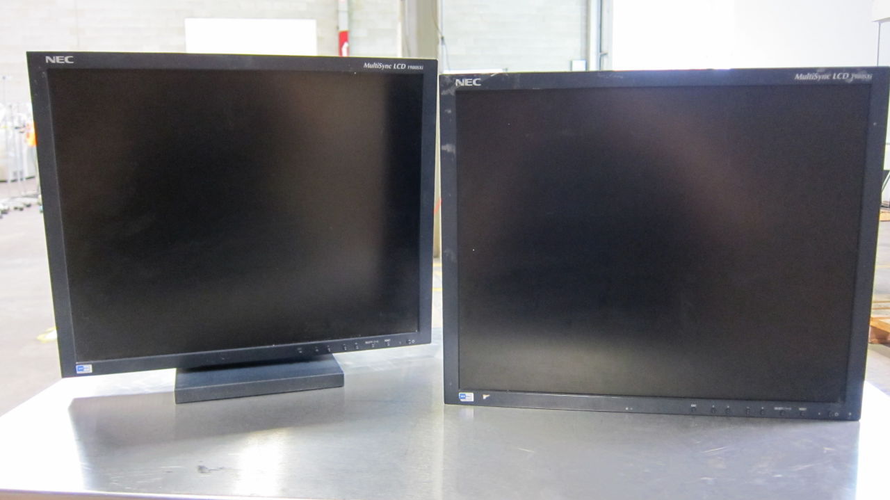 NEC LCD Flat screen - Lot of 13 Display Monitor