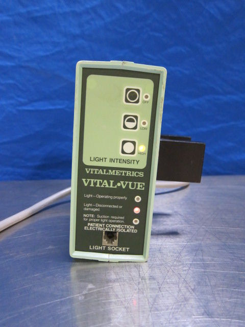 VITALMETRICS Vital-Vue 700 Light Source