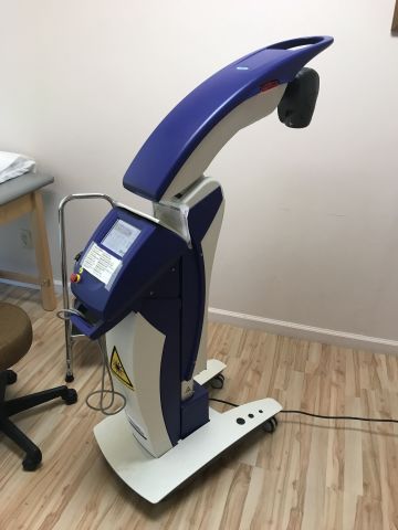 CUTTING EDGE MLS Laser freestanding Light Therapy