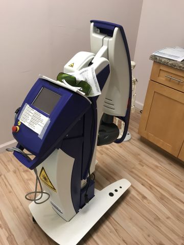 CUTTING EDGE MLS Laser freestanding Light Therapy