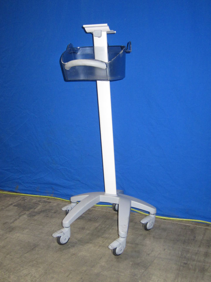 DINAMAP Rolling Monitor Stand