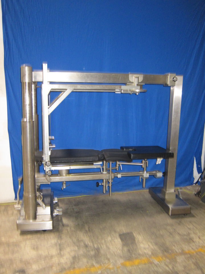 MIDMARK 10500 Orthopedic Table