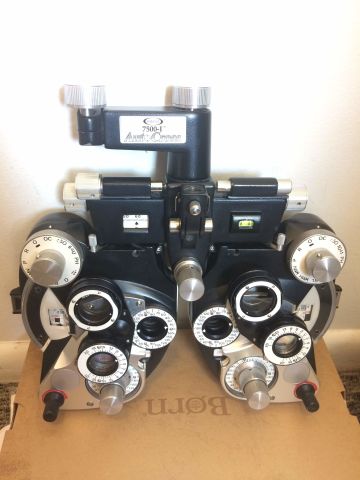 BURTON 750I Auto Cross Illuminated Phoroptors / Refractors