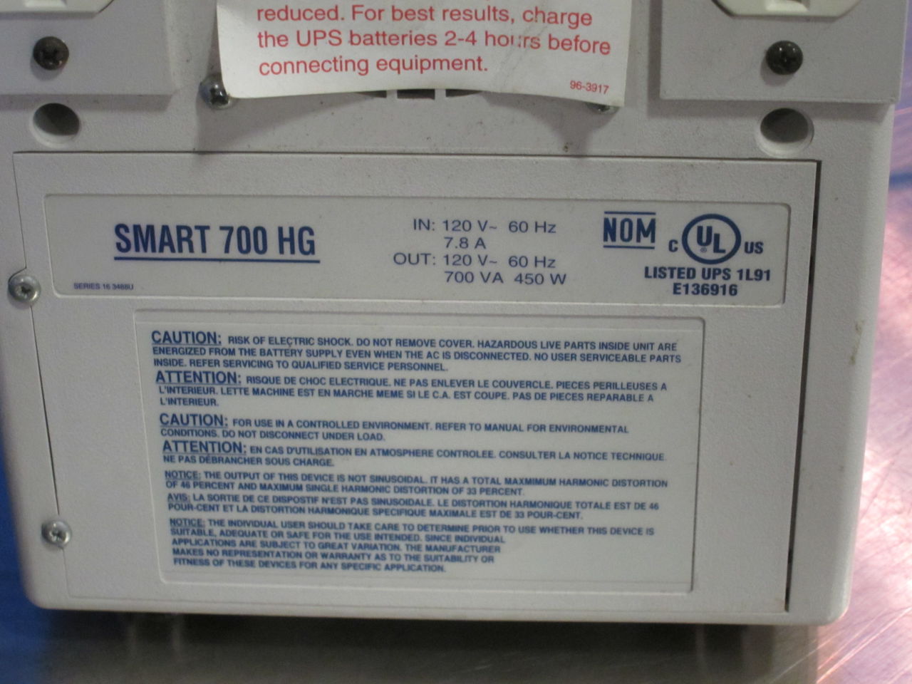 SMART UPS Smart 700 HG Uninterruptible Power Supply / UPS
