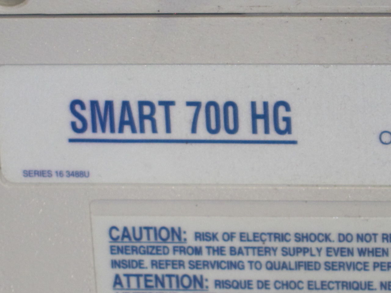 SMART UPS Smart 700 HG Uninterruptible Power Supply / UPS