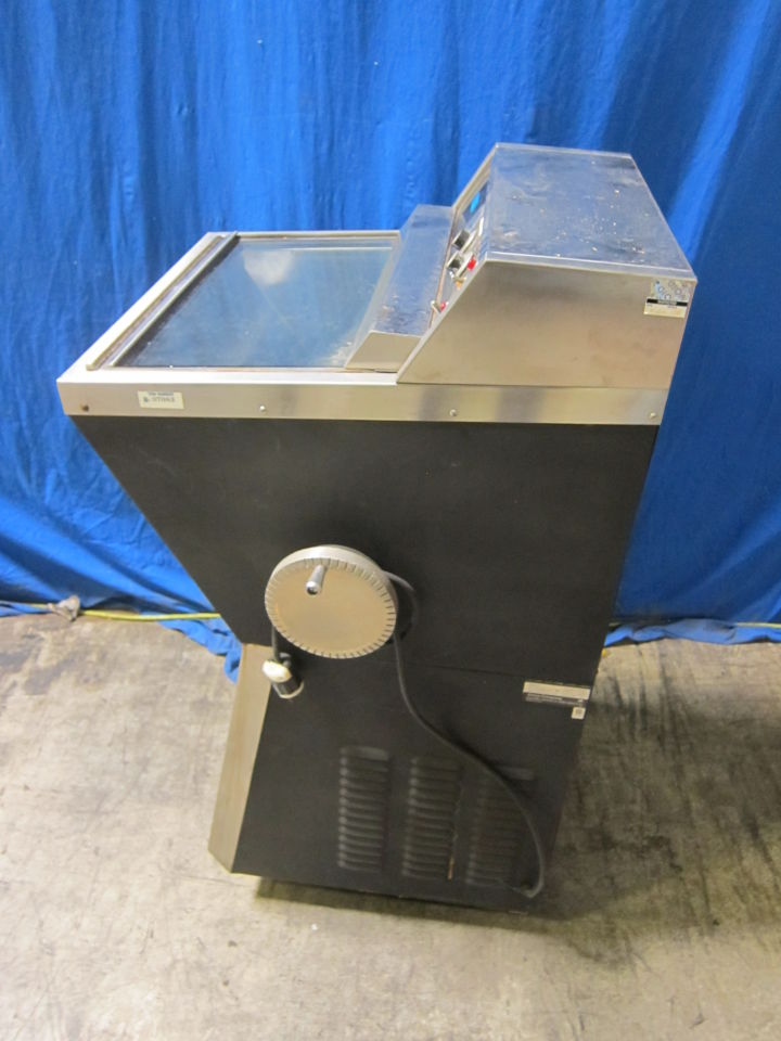 AMES COMPANY 4550 Chiller