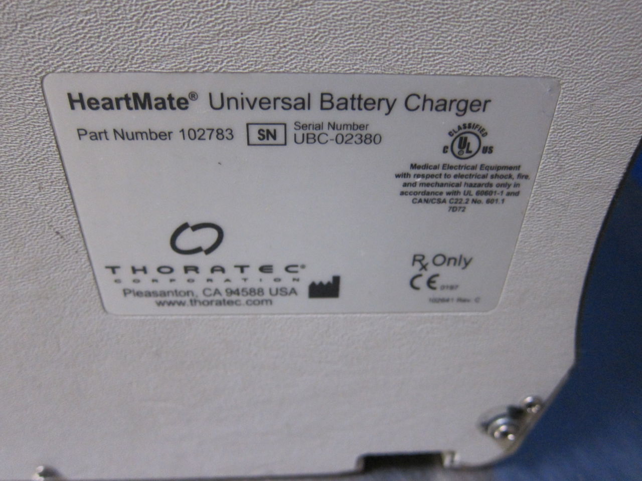 THORATEC Universal - Lot of 3 Battery Charger