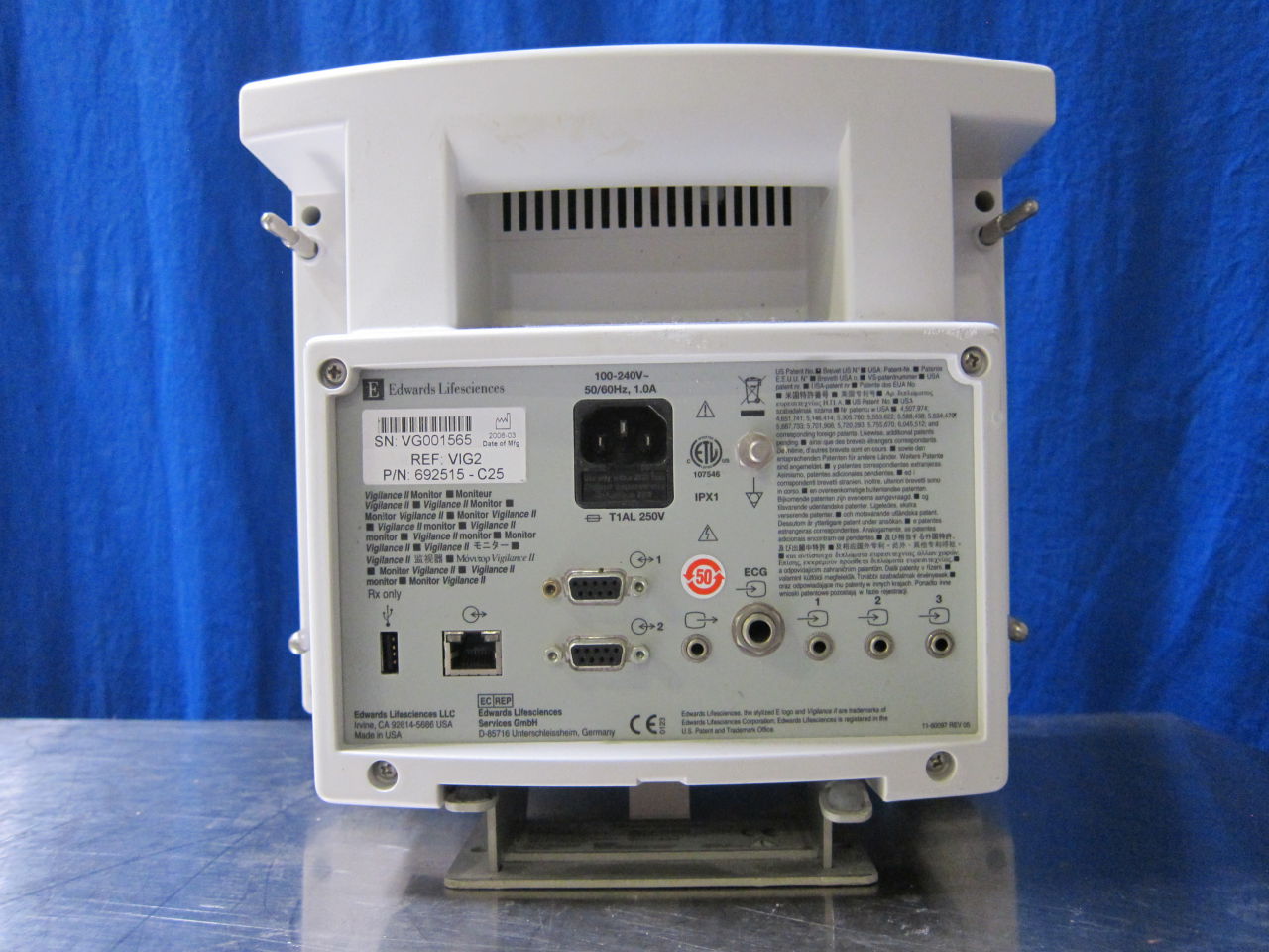 EDWARDS LIFE SCIENCE Vigilance II Monitor