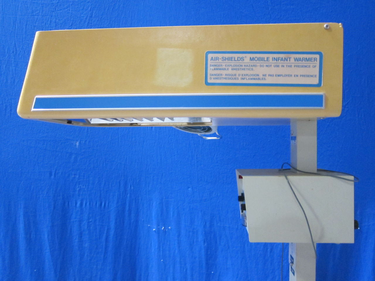 AIR-SHIELDS Various w/ Servo Controller Infant Warmer