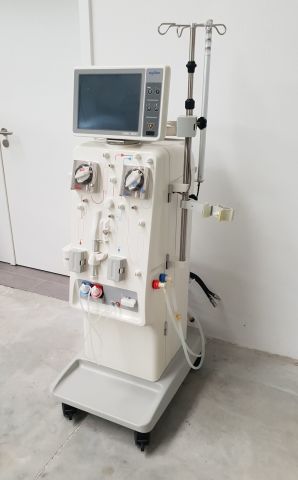NIKKISO DBB05 Dialysis Machine