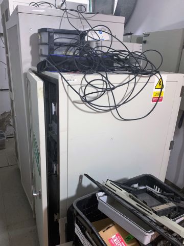 PHILIPS Intera 1.0T MRI Scanner