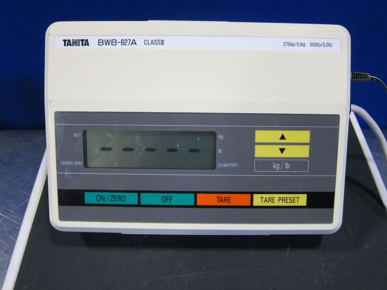 TANITA BWB-627A Scale