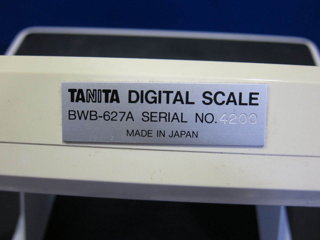 TANITA BWB-627A Scale