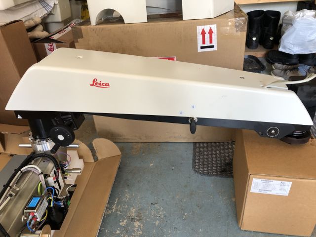 LEICA MICROSYSTEMS Leica C40 Ceiling mount