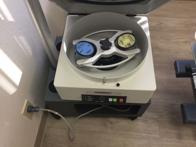 HARVEST TECHNOLOGIES Barely Used Harvest Centrifuge. in excellent condition, includes a free stand and cart. Centrifuge