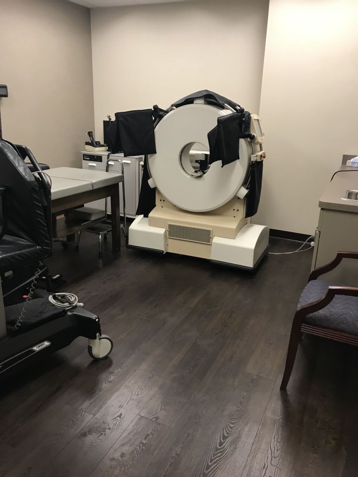 NEUROLOGICA Ceretom (LOT of 2) CT Scanner