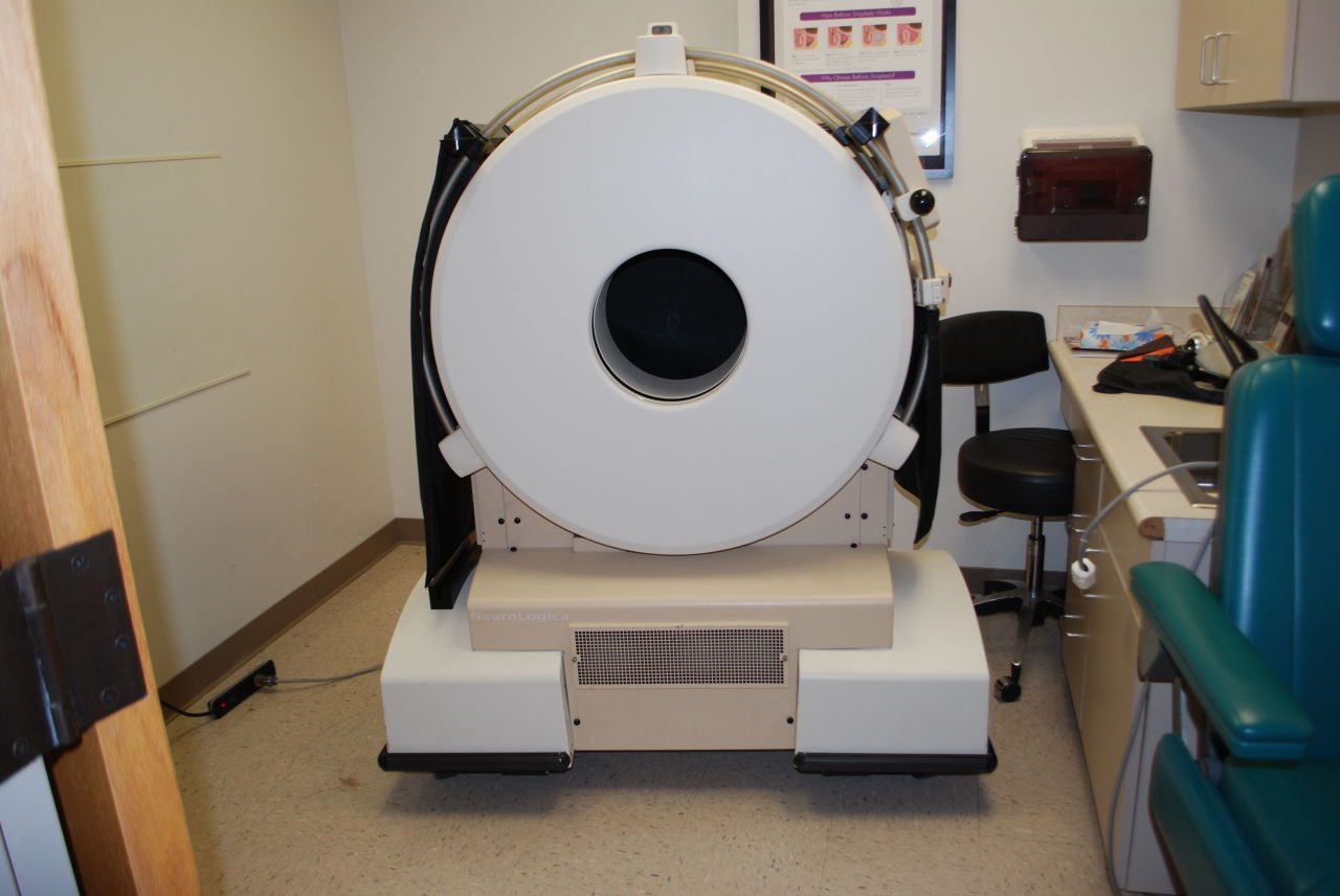 NEUROLOGICA Ceretom (LOT of 2) CT Scanner