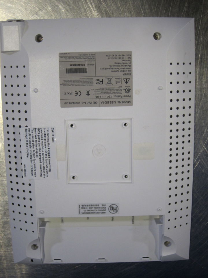 GE U581501A - Lot of 3 Display Monitor