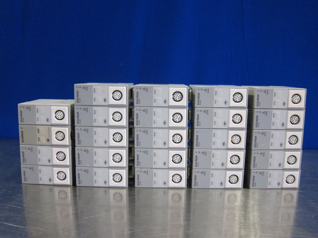 AGILENT M1002B - Lot of 24 Module