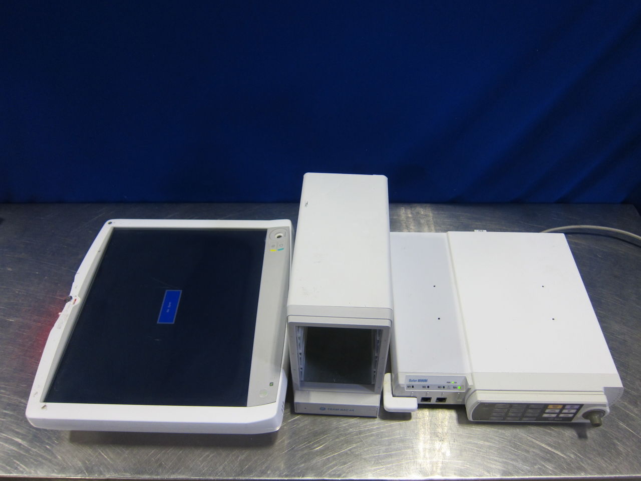 GE Solar 8000M Monitor