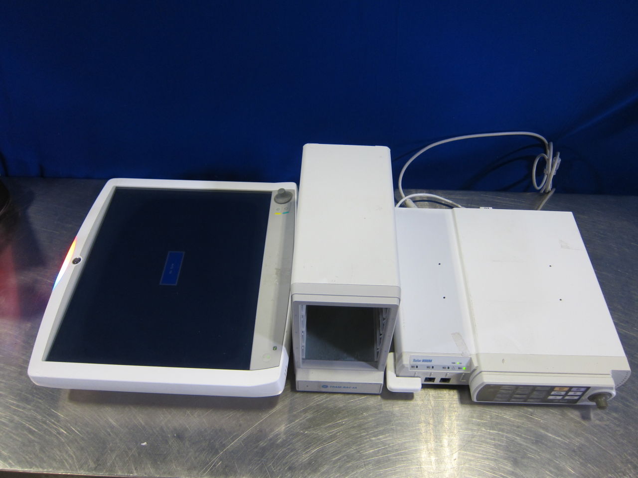 GE Solar 8000M Monitor