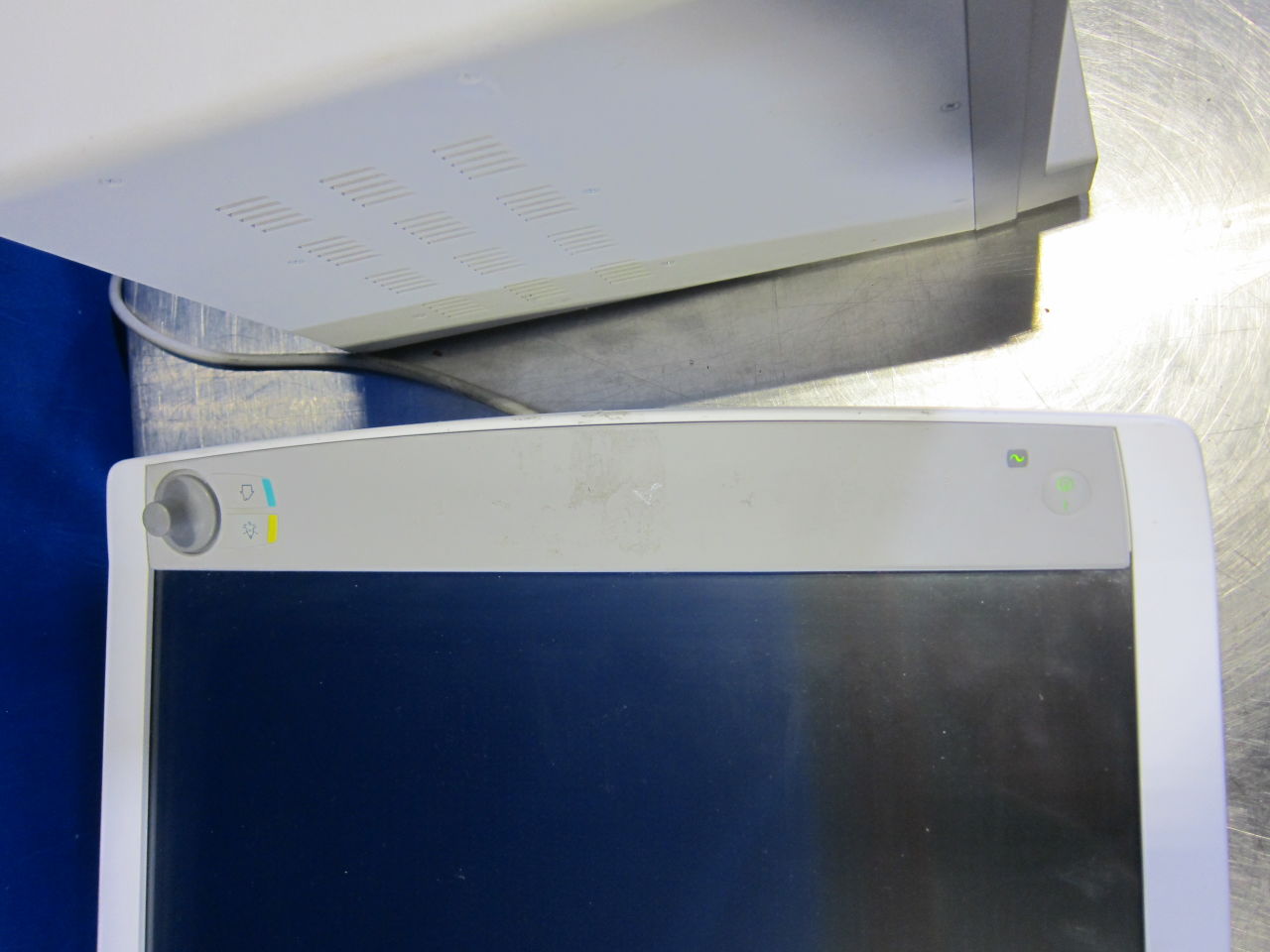 GE Solar 8000M Monitor