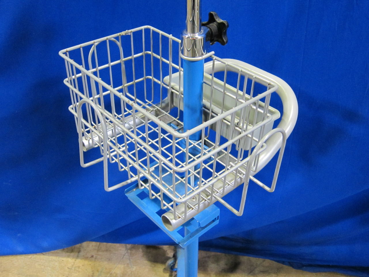 DINAMAP - Lot of 2 Monitor Stand