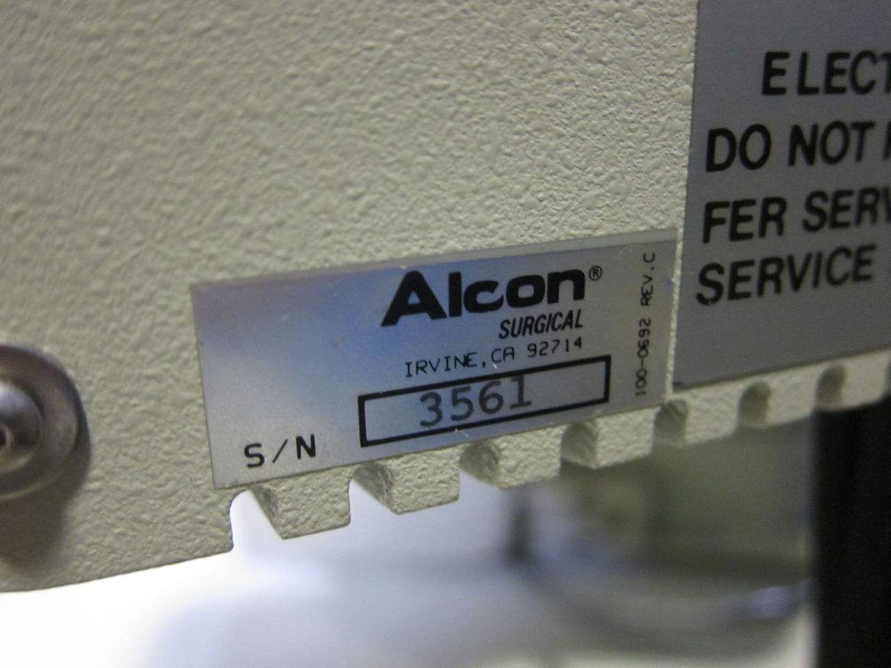 ALCON 2500 LE Series Laser - YAG