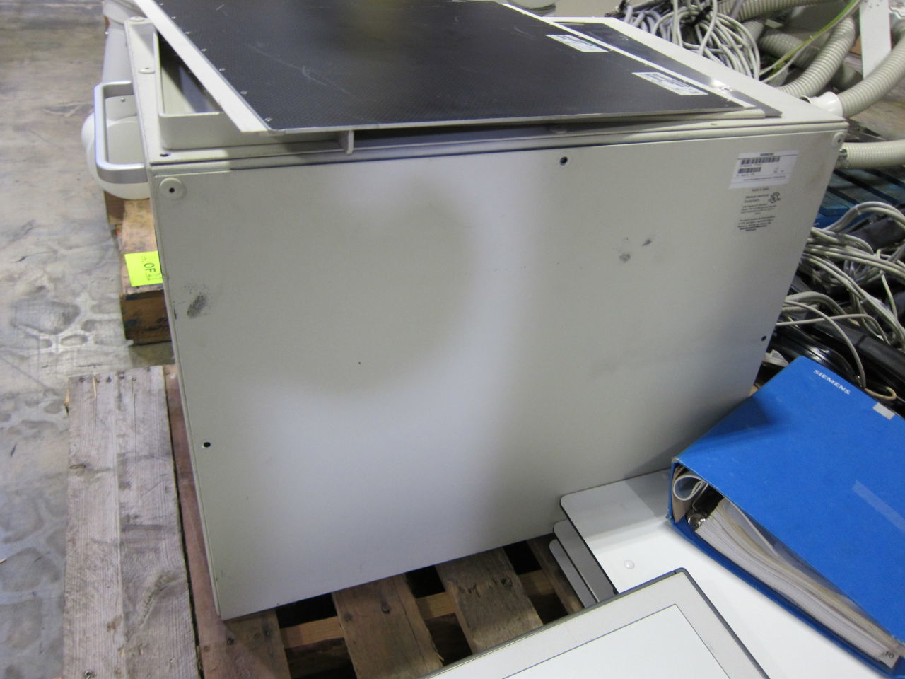 SIEMENS Axiom Sireskop SD S3, Polydoros SX65 Digital Pediatric Rad/Fluoro Room
