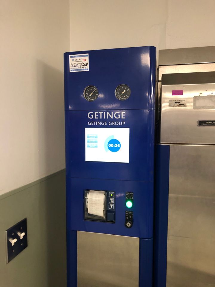 GETINGE 733HCE Sterilizer