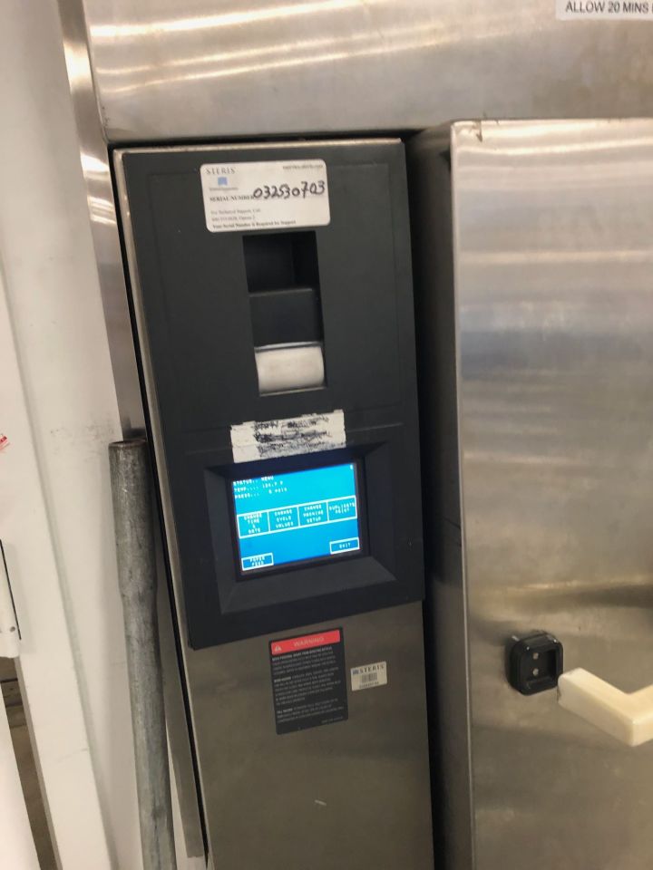 STERIS AMSCO Century V160 H Sterilizer