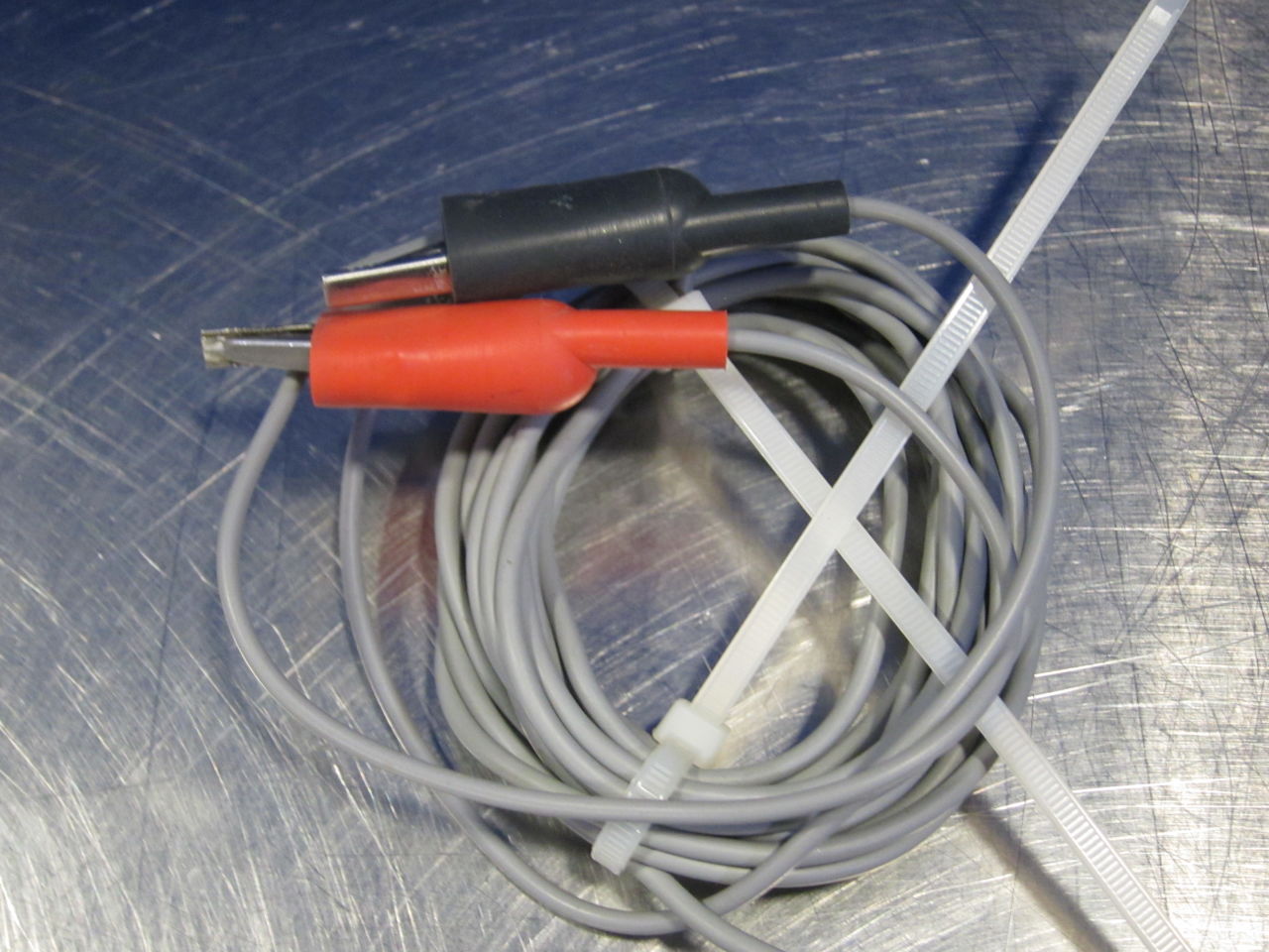 MEDTRONIC 5880A Demand Pacemaker