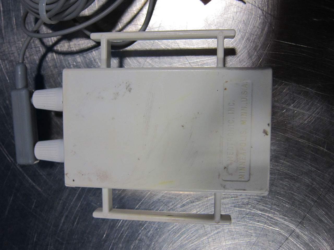 MEDTRONIC 5880A Demand Pacemaker