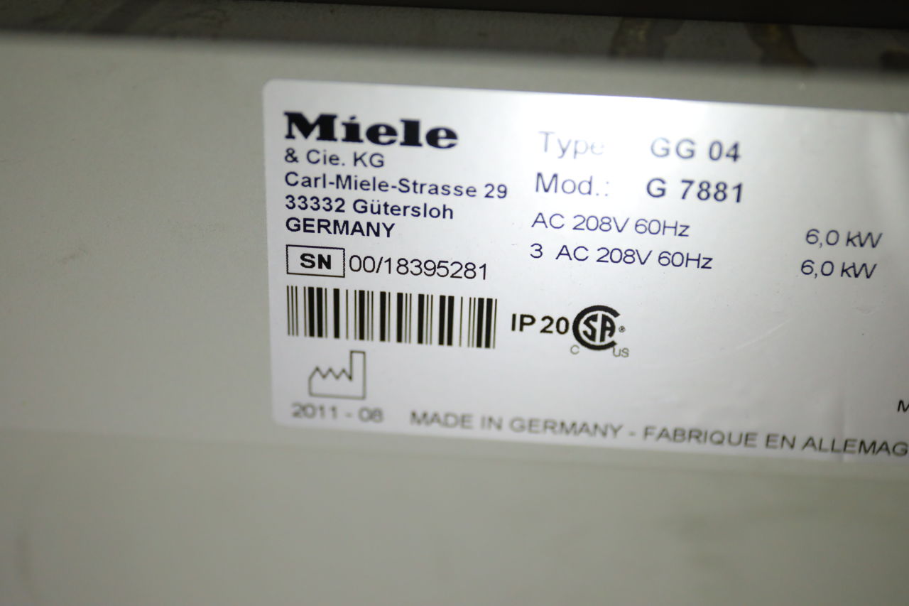 MIELE G7881 Sterilizer Washer / Disinfector