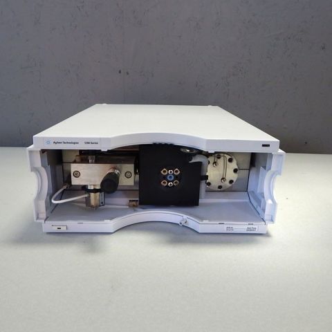 AGILENT Agilent 1200 Quaternary Pump G1311A Liquid Chromatograph/HPLC