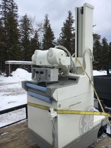 GE AMX4 PLUS Portable X-Ray
