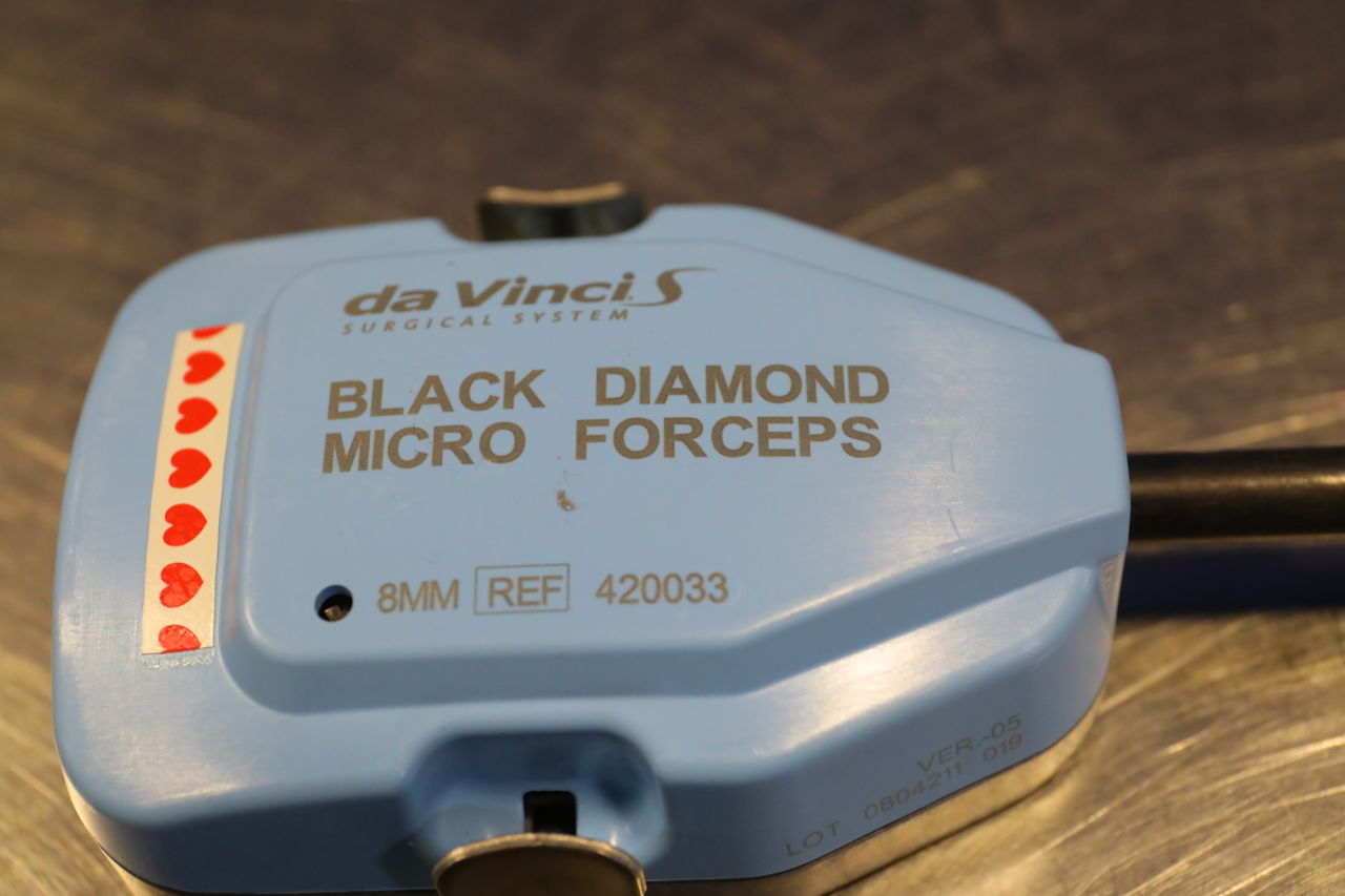 DA VINCI 420033 Black Diamond Micro Forceps - Lot of 2